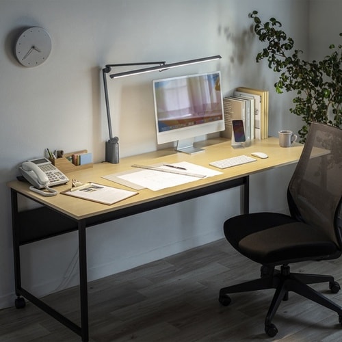 クランプ固定式LEDデスクライト