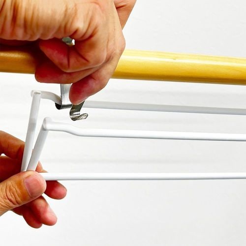 MC V字スペースフック2個組 ホワイト