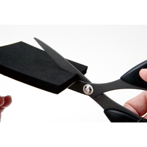 べたつかないはさみ