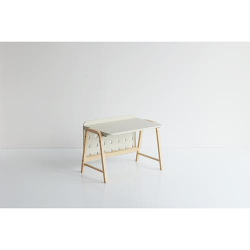 キッズデスク エミー