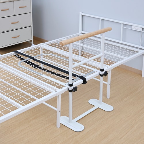 つかまり立ちできるベッドガードMWH