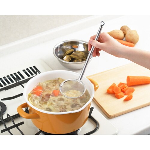 細かいアミのあくとり