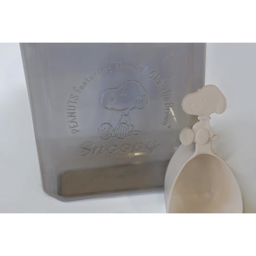 シリアルケース