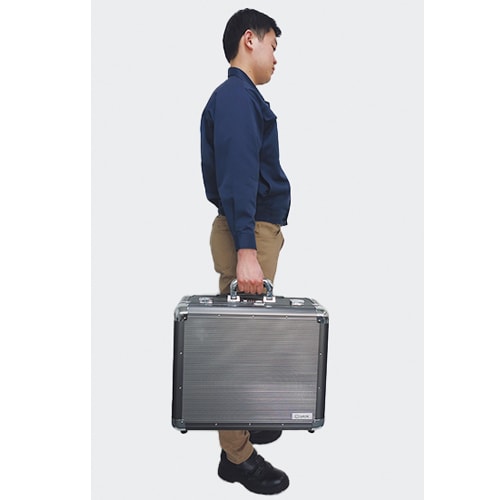 キャスター付アルミトランクケース EA502AS