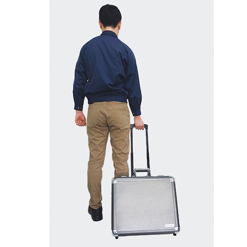 キャスター付アルミトランクケース EA502AS