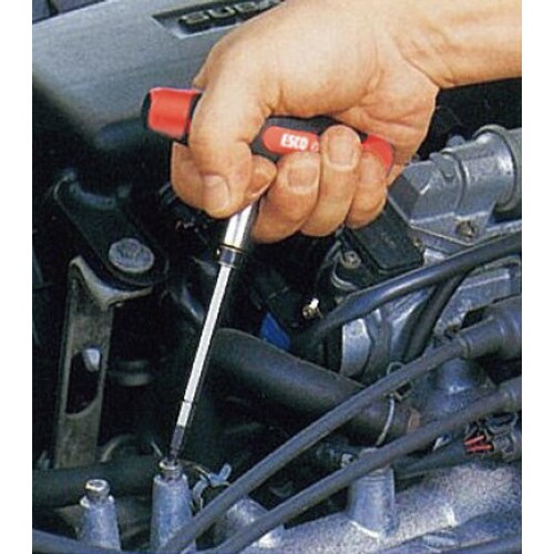 アクショングリップドライバーEA564KL−136