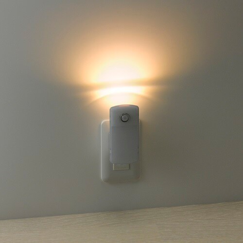 無接点充電式人感明暗ナイトライト小ホワイト