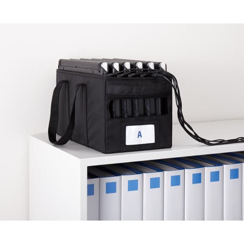 充電しながら保管できるタブレットPCバッグ