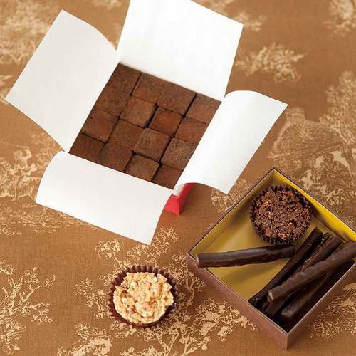 レッドドットショコラBOX−1 10個