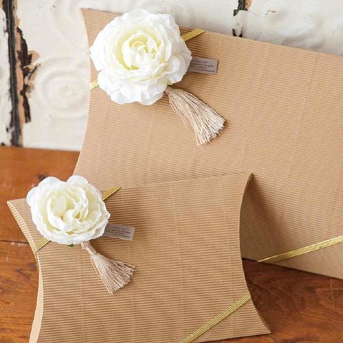 フルリールコサージュホワイトゴムタッグ−25個×2