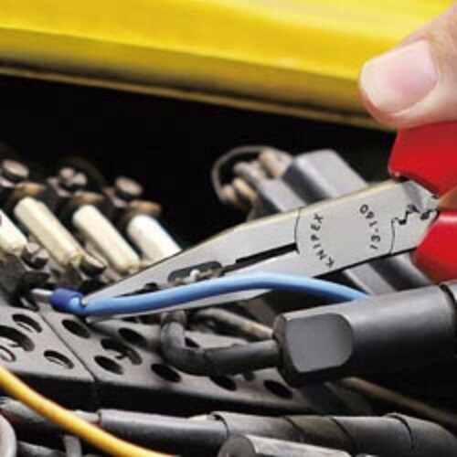 電気技師用ペンチ