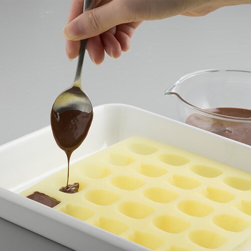 シリコーンチョコ型 すみっコぐらし