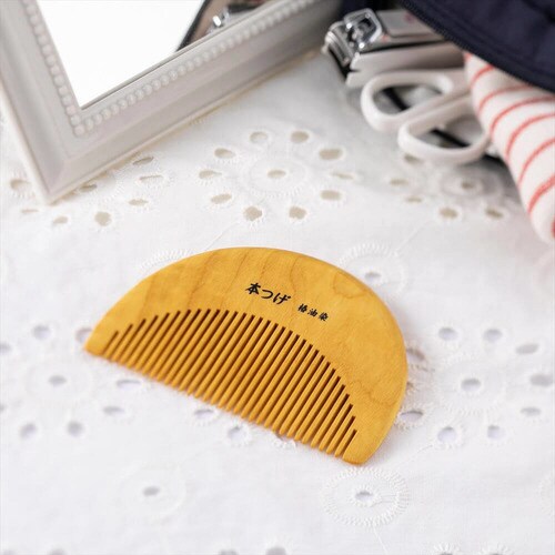 つげ櫛 半月形