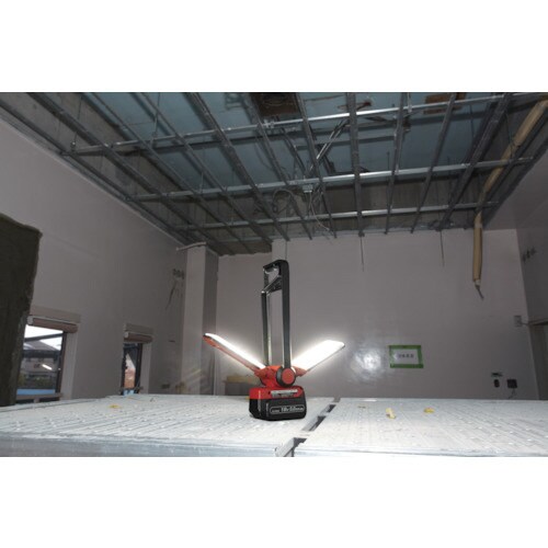 工事用充電LEDマルチ投光器(本体赤色)