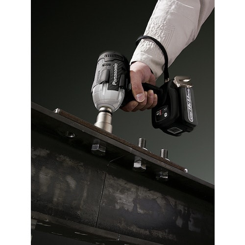 充電インパクトレンチ 14.4V5.0Ah 黒