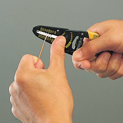 ワイヤーストリッパーねじカッター付 単線・より線用