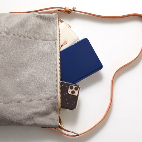 携帯用樹脂製マスクケース ネイビー