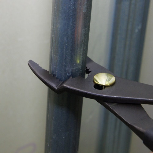 薄型コンビネーションプライヤー(黒金・ベント)