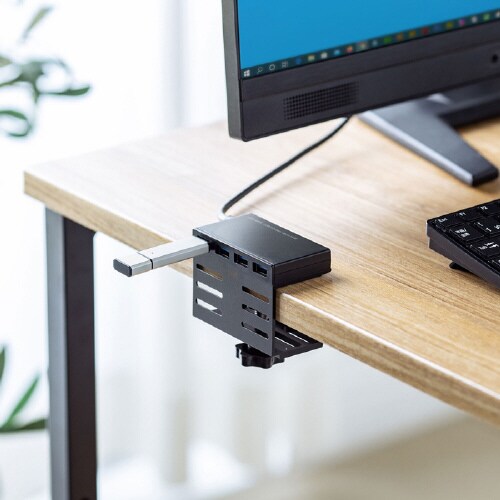 クランプ固定式 USB3.2 Gen1 ハブ