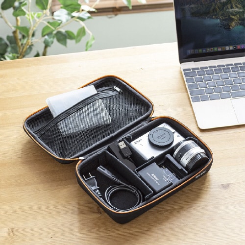 セミハードガジェットケース