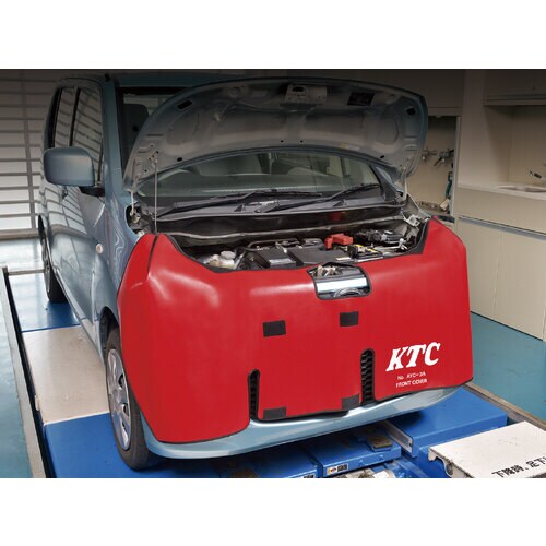 フロントカバー