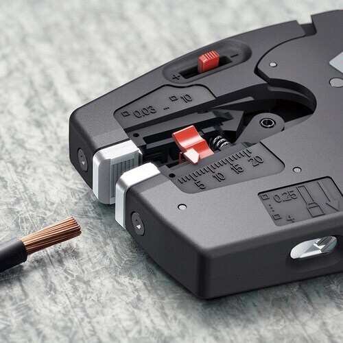 電工用マルチツール ネクストリップ