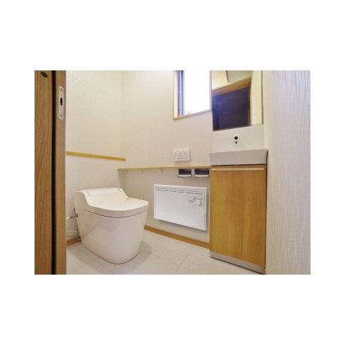 パネルヒーター 壁掛との2WAY