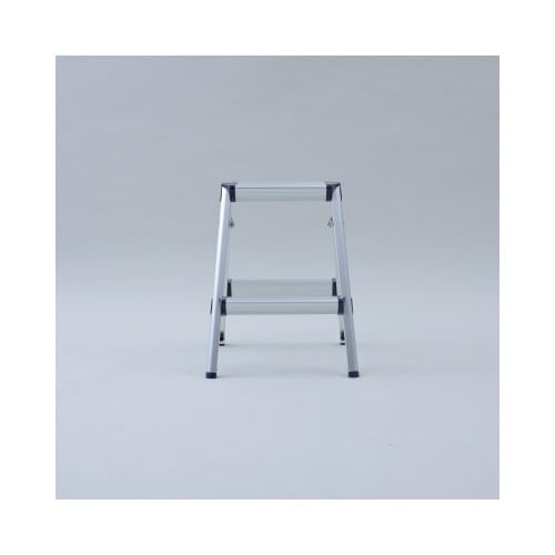 樹脂取っ手付きで開け閉め簡単 アルミ踏み台2段