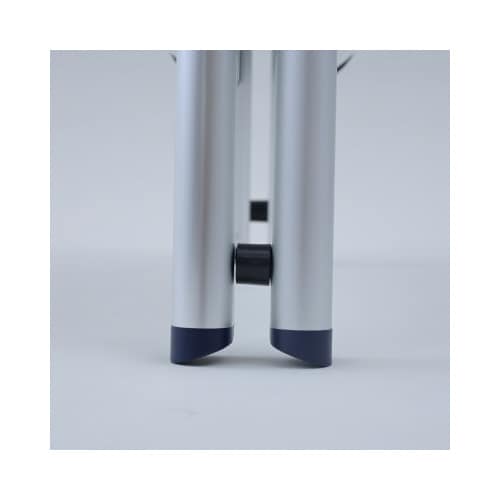 樹脂取っ手付きで開け閉め簡単 アルミ踏み台2段