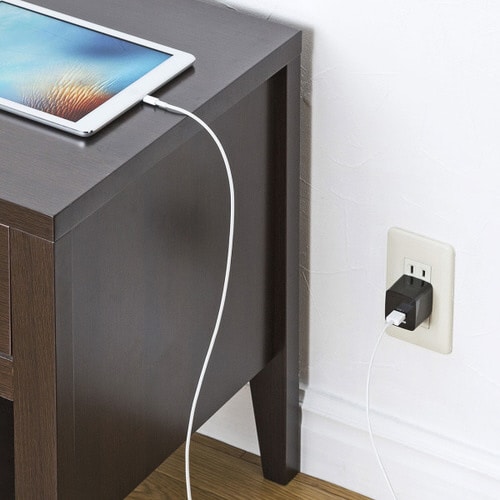 USB充電器 ACA−IP44BK