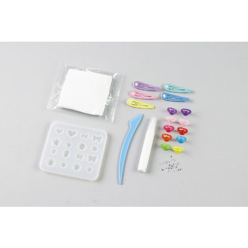 キラキラねんどアクセサリー