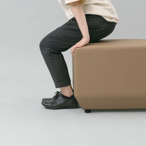 ロビーチェア ソロス アームレスチェア