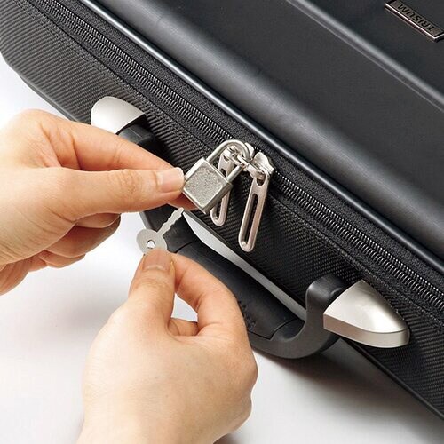 セミハードPCケース