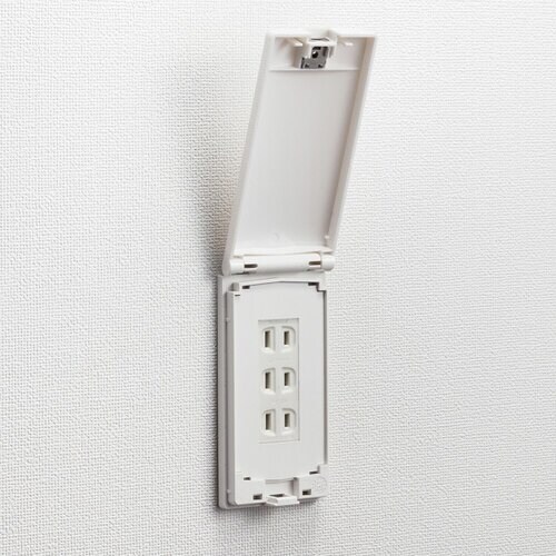 鍵付きセキュリティスリムコンセントカバー