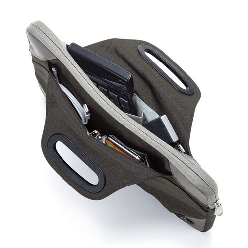 衝撃吸収PCケース(13.3型ワイド)