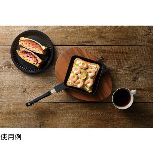 キャンプラス 折りたためるホットサンドメ