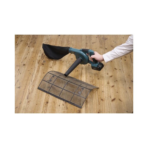 吸い込みもできる 充電式ブロワ