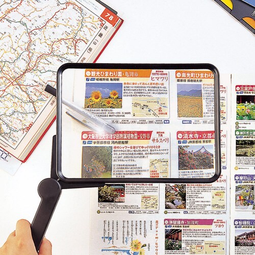 ハンディールーペ読書用