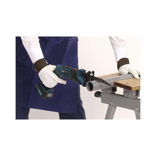 充電式電気のこぎり