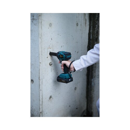 充電式インパクトレンチ