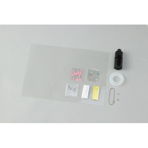 しゃかしゃかチャーム(レジン付)