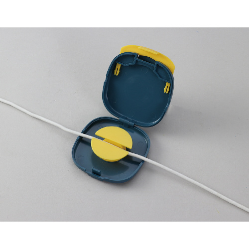 ケーブル巻き取りリール