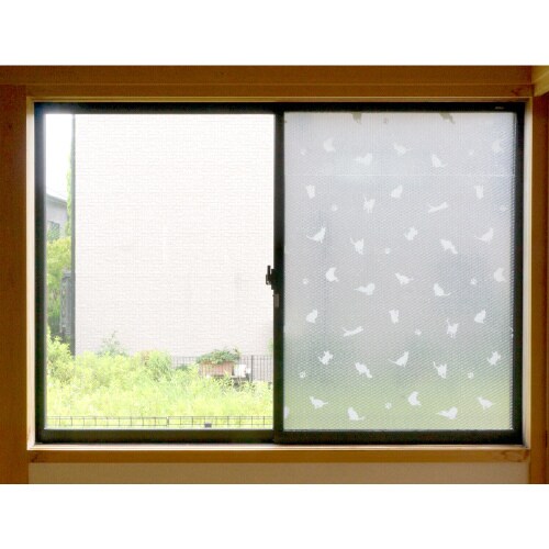 水で貼る結露防止シート