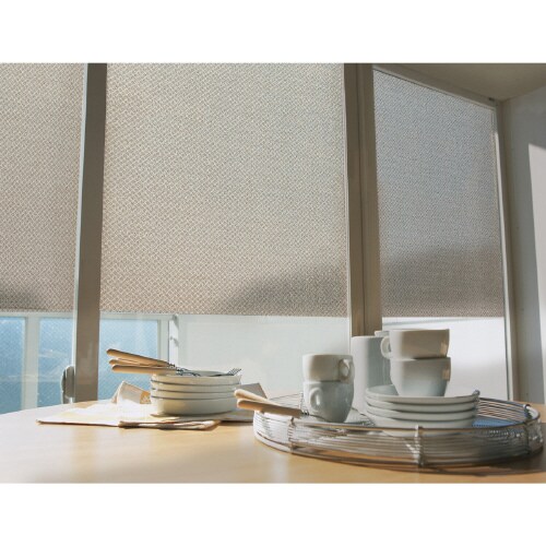 窓に貼る日除け名人