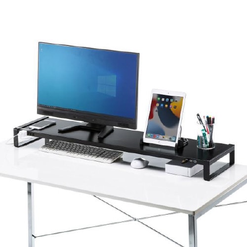 電源タップ+USBハブ付き机上ラック
