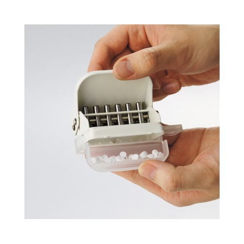 ルーズリーフパンチ