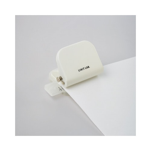 ルーズリーフパンチ