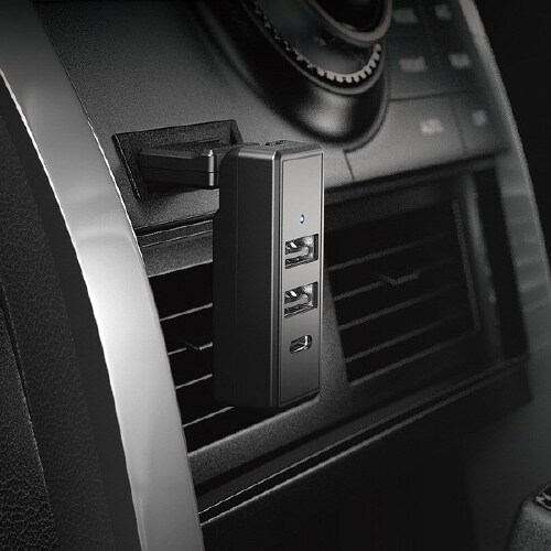 車内用品 Type−C増設ポート ディレクション