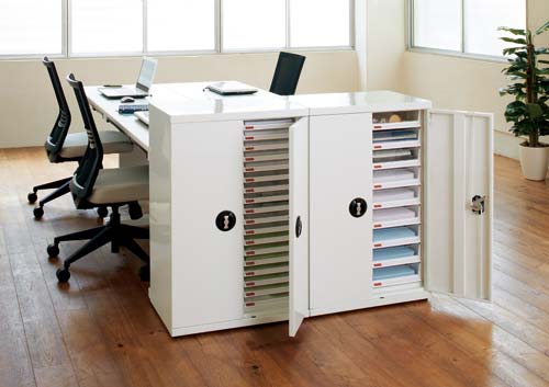 トレーキャビネット A4深型2列9段 扉付