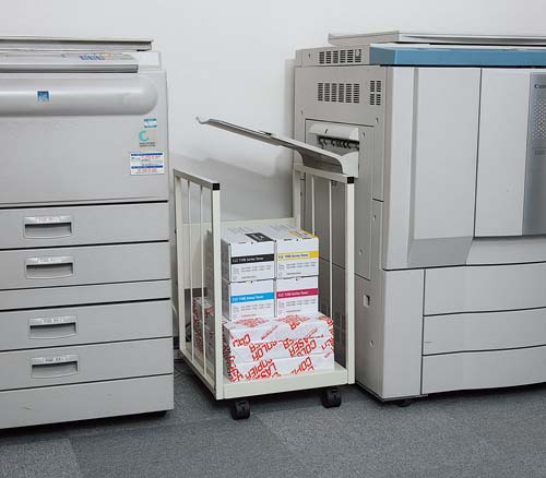 ダンボールストッカー